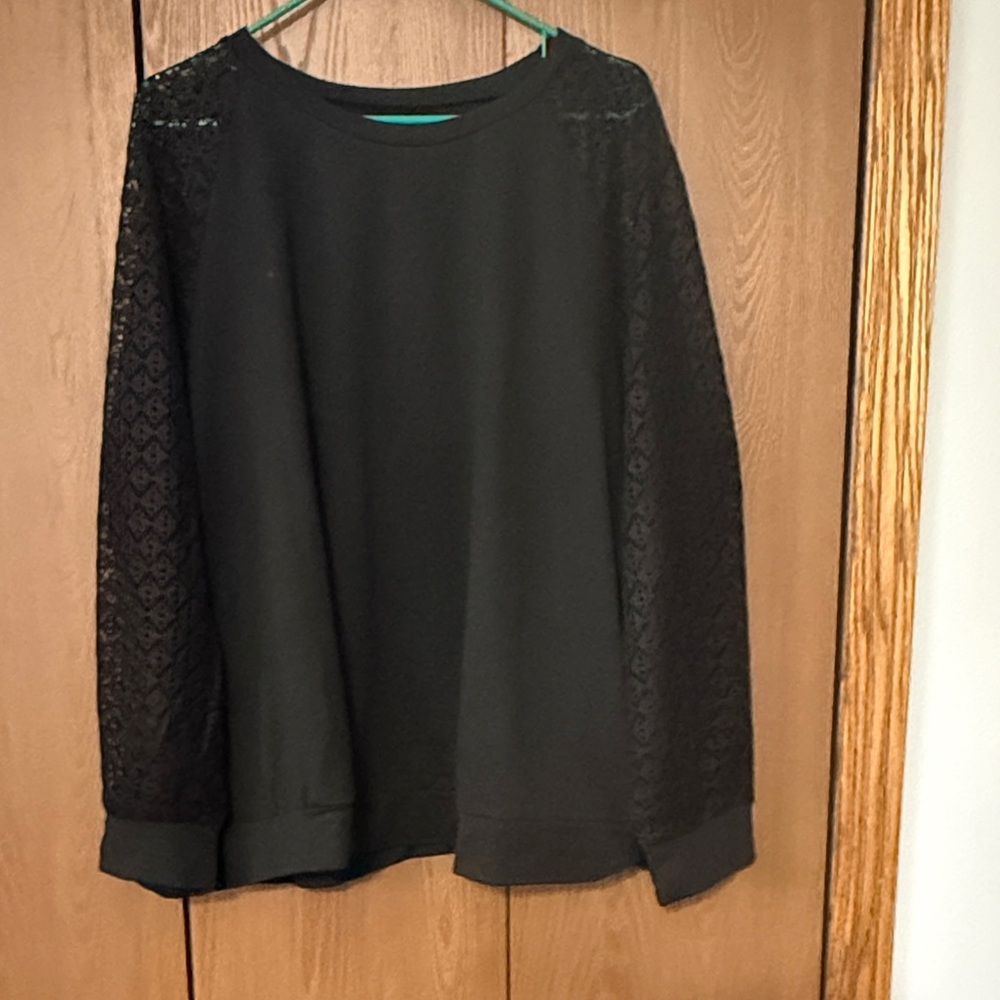 Womans Black top with Lace Sleeves